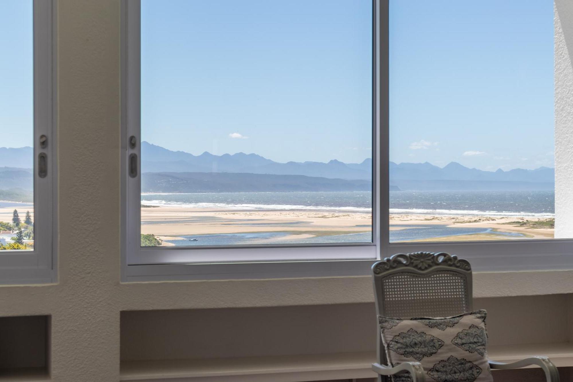 Lookout Lodge Plettenberg Bay Ruang foto