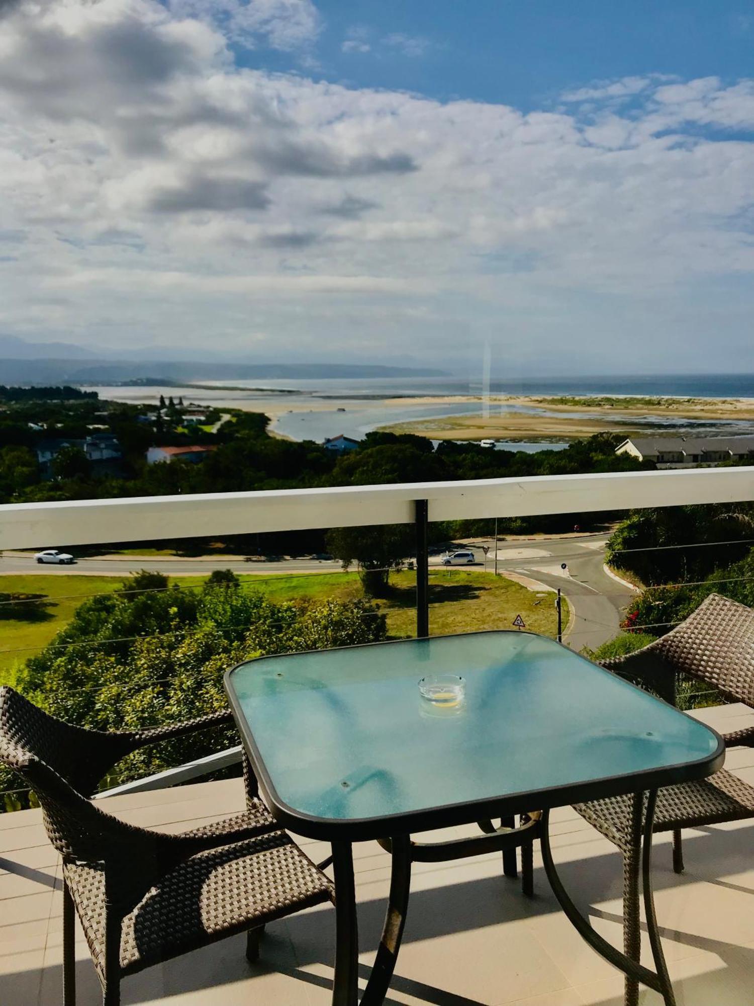 Lookout Lodge Plettenberg Bay Ruang foto